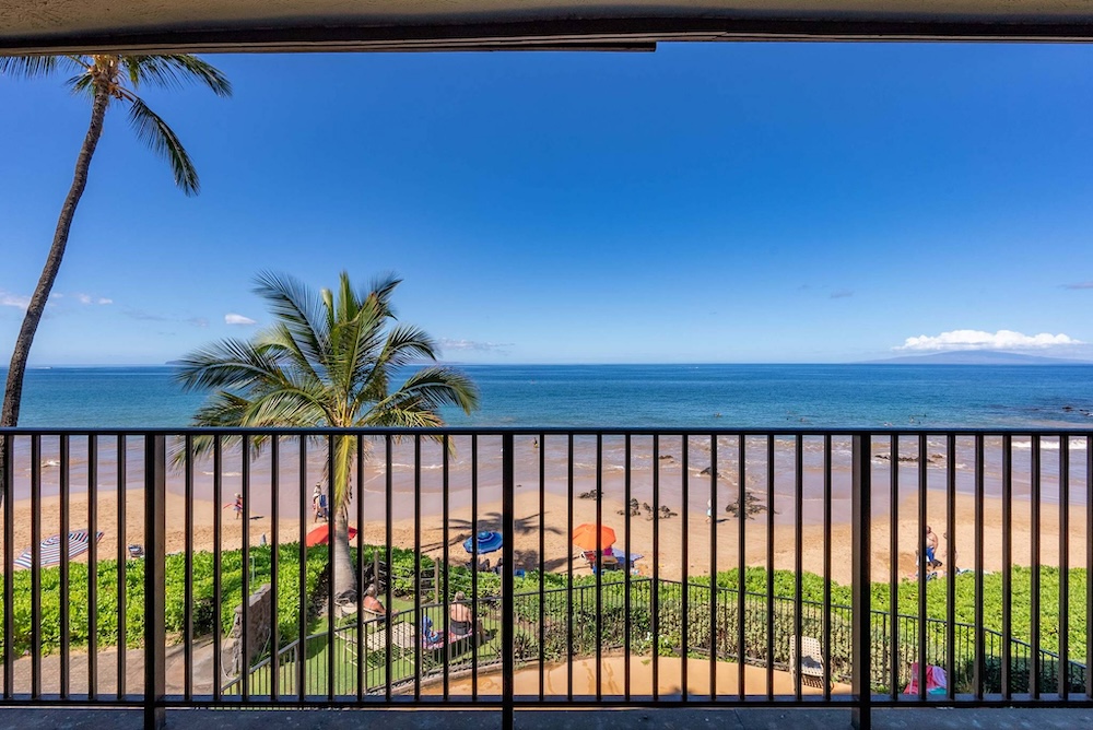 vacation rental in maui, view from the lanai overlooking the ocean